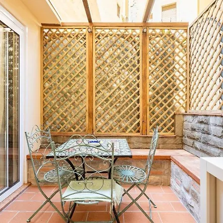 Da Laura A Ponte Vecchio *